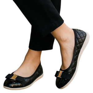 Hush Puppies Black Quilted Leather Loafers Size 9